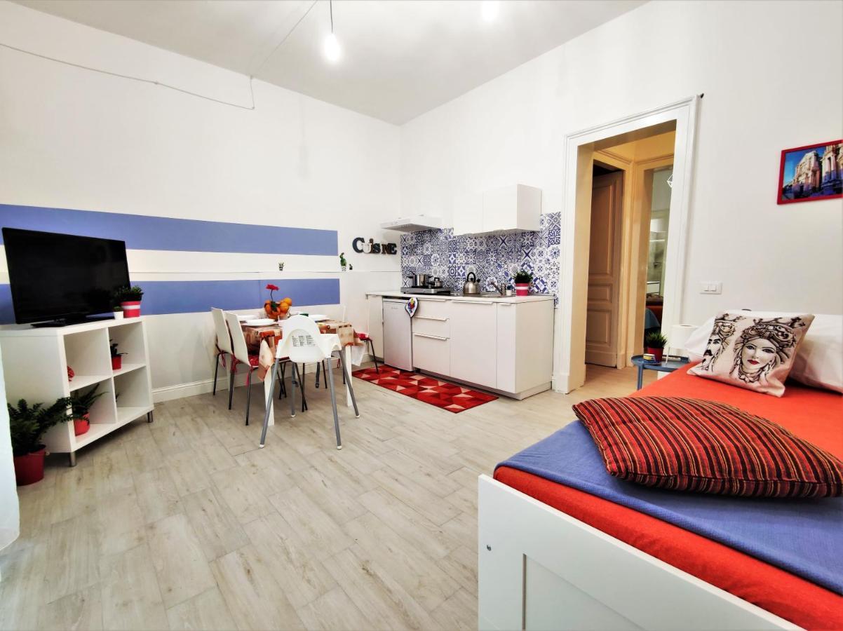 Central Apartments Caronda Street คาตาเนีย ภายนอก รูปภาพ