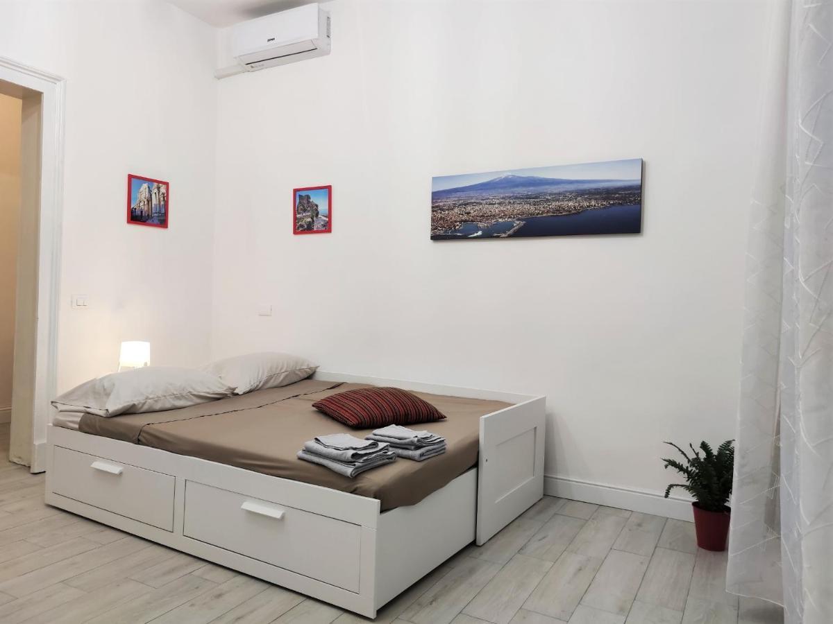 Central Apartments Caronda Street คาตาเนีย ภายนอก รูปภาพ